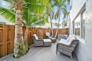 Photo of Listing #F10551047