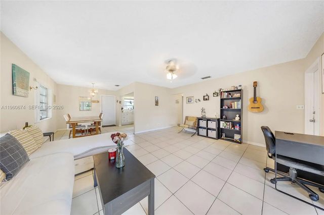 3 of 16 - 3711 Van Buren Street #1, Hollywood, FL