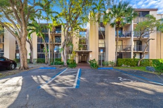 Photo of Listing #R11162068