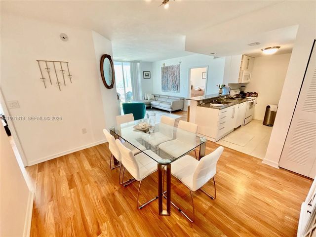 5 of 38 - 275 Ne 18th Street #1705, Miami, FL