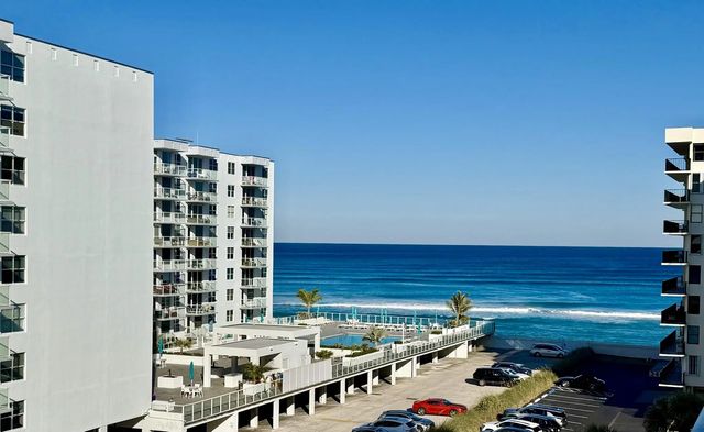 3 of 50 - 3460 S Ocean Boulevard #5110, Palm Beach, FL