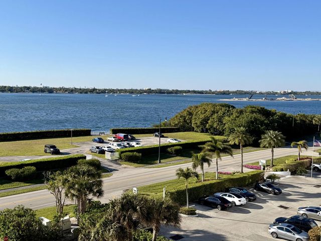 4 of 50 - 3460 S Ocean Boulevard #5110, Palm Beach, FL