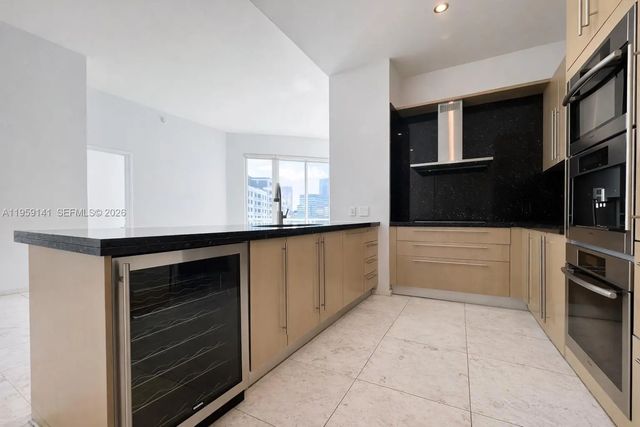 5 of 23 - 900 Brickell Key Boulevard #2405, Miami, FL