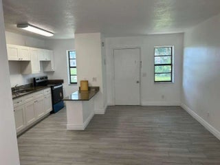 Photo of Listing #F10551178