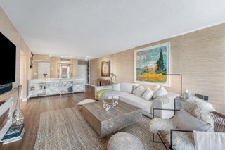 Photo of Listing #R11162134