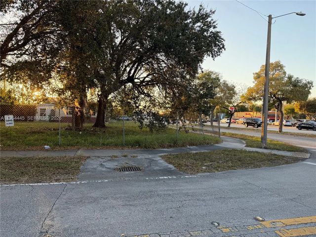 3 of 3 - 11450 Sw 40th Street, Miami, FL
