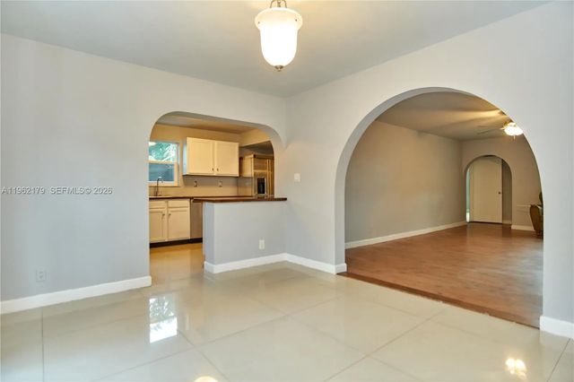 4 of 41 - 25 Ne 12th Street, Fort Lauderdale, FL