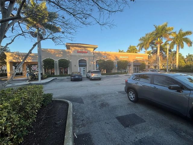 3 of 6 - 2575 Glades Circle, Weston, FL