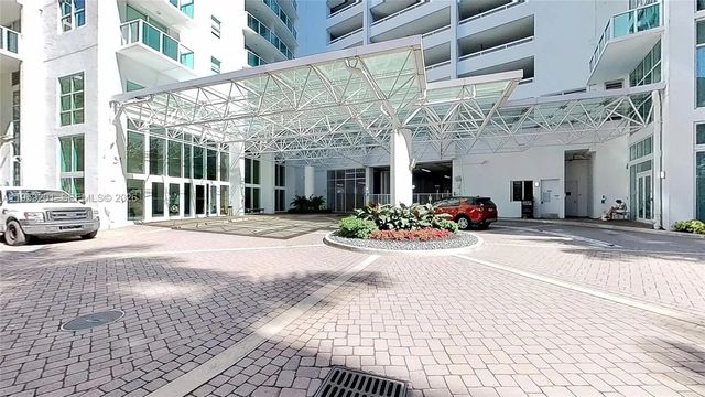 5 of 28 - 31 Se 5th Street #2408, Miami, FL
