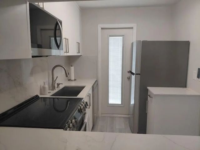 3 of 36 - 1951 Ne 39th Street #127, Lighthouse Point, FL