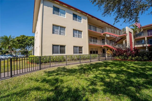 251 Sw 134th Way #302m, Pembroke Pines