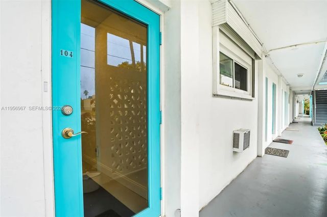 3 of 39 - 2500 Diana Drive #104, Hallandale Beach, FL