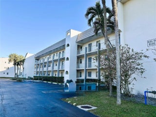 Photo of Listing #F10551195