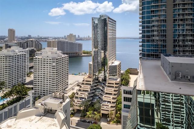 1001 Brickell Bay Drive #2112, Miami