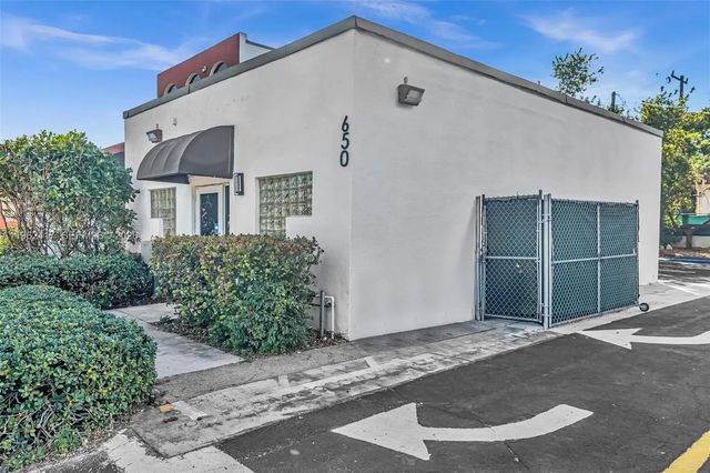 3 of 40 - 650 Ne 167th Street, Miami, FL