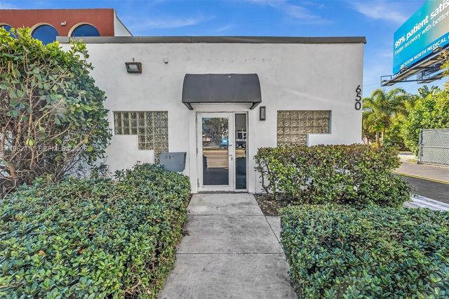 4 of 40 - 650 Ne 167th Street, Miami, FL