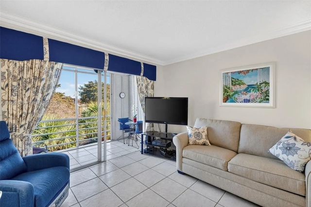 2 of 36 - 2900 Nw 47th Terrace #405b, Lauderdale Lakes, FL