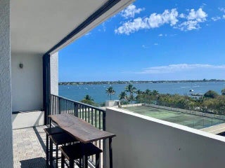 Photo of Listing #R11162318