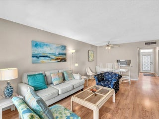 Photo of Listing #F10550294