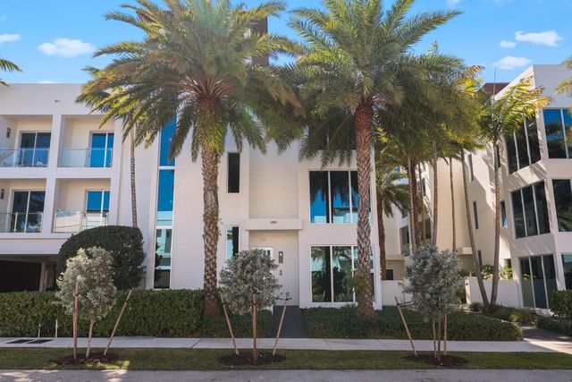 2 of 49 - 238 Shore Court, Lauderdale-By-The-Sea, FL