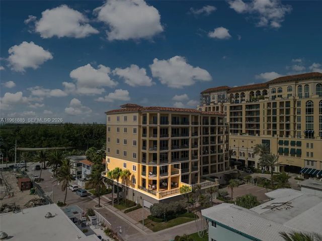2 of 17 - 3415 N Ocean Drive #204, Hollywood, FL