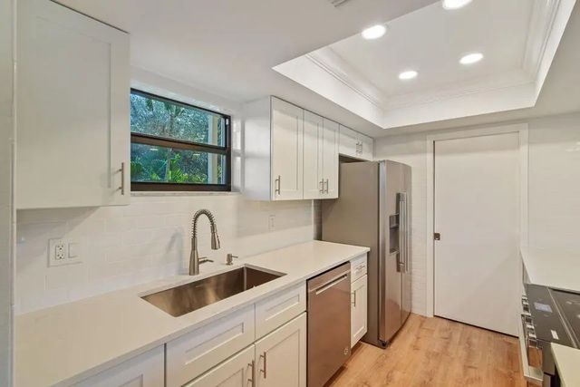 3 of 21 - 11863 Wimbledon Circle #508, Wellington, FL