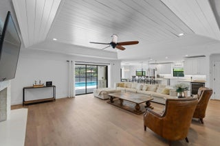 Photo of Listing #R11162370