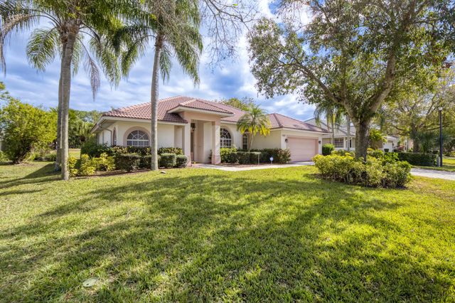 2 of 28 - 1507 Sw Mockingbird Circle, Port St. Lucie, FL