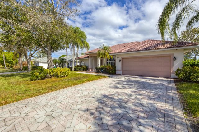 3 of 28 - 1507 Sw Mockingbird Circle, Port St. Lucie, FL