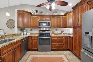 Photo of Listing #R11162396