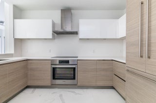 Photo of Listing #R11162400