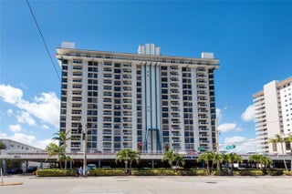 Photo of Listing #F10549899