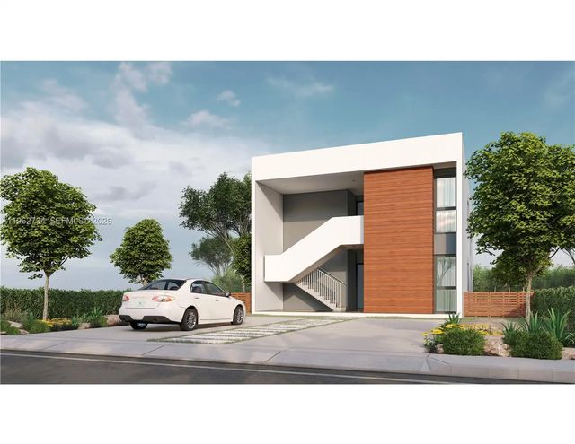 132 W 11th Street, Hialeah