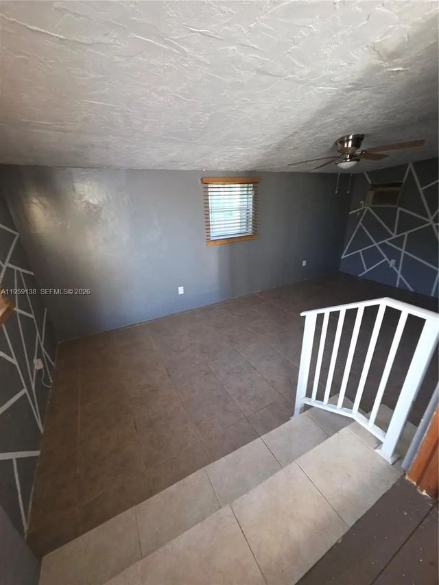 5 of 15 - 2401 Nw 56th Street, Miami, FL