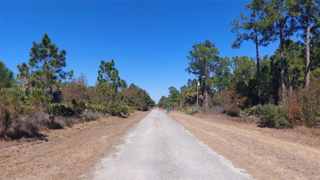 2 of 33 - 665 S Palm Street, Clewiston, FL