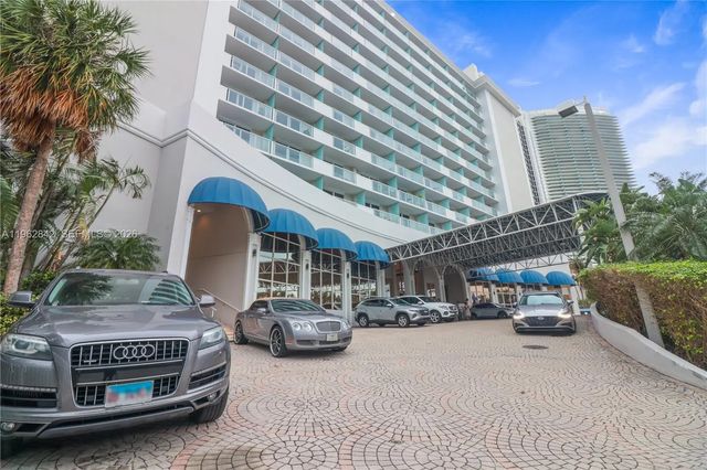 3 of 38 - 19201 Collins Avenue #439, Sunny Isles Beach, FL