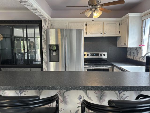 2 of 18 - 81 Windsor D, West Palm Beach, FL