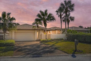 Photo of Listing #R11162473