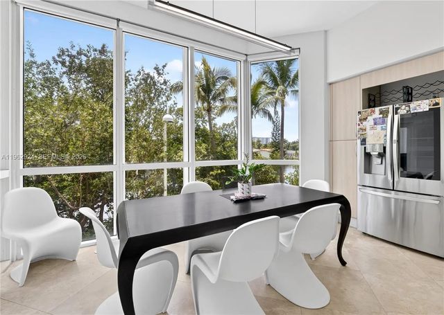 5 of 31 - 16500 Collins Avenue #th-9, Sunny Isles Beach, FL