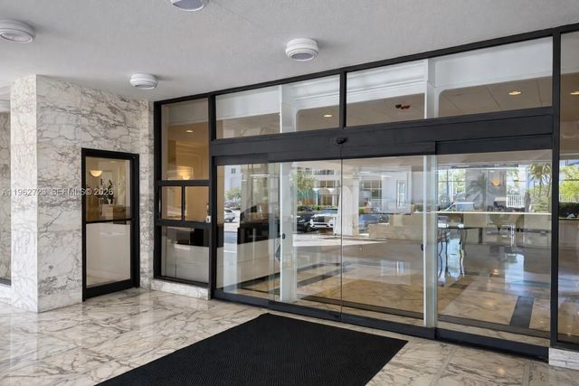 2 of 13 - 5700 Collins Avenue #cu-1, Miami Beach, FL