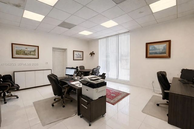 4 of 13 - 5700 Collins Avenue #cu-1, Miami Beach, FL