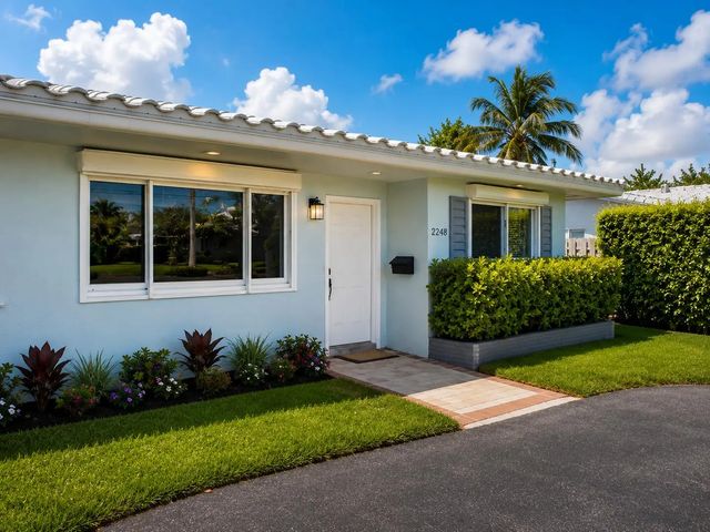 2248 Ne 37th Street, Lighthouse Point