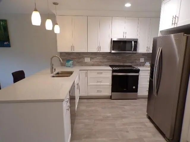 2 of 24 - 2248 Ne 37th Street, Lighthouse Point, FL
