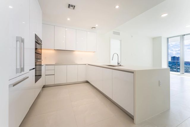 5 of 66 - 220 Lake Shore Drive #1011, Lake Park, FL