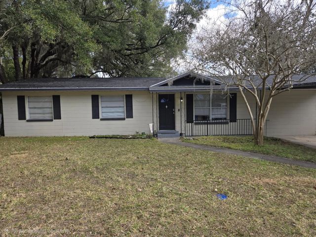 2 of 52 - 211 Ne 3rd Terrace, Williston, FL