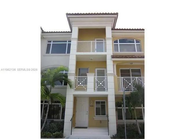 2 of 6 - 18402 Ne 27 Court #124, Aventura, FL