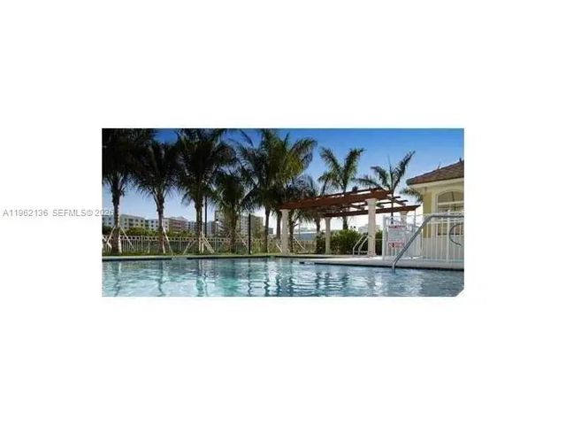 3 of 6 - 18402 Ne 27 Court #124, Aventura, FL