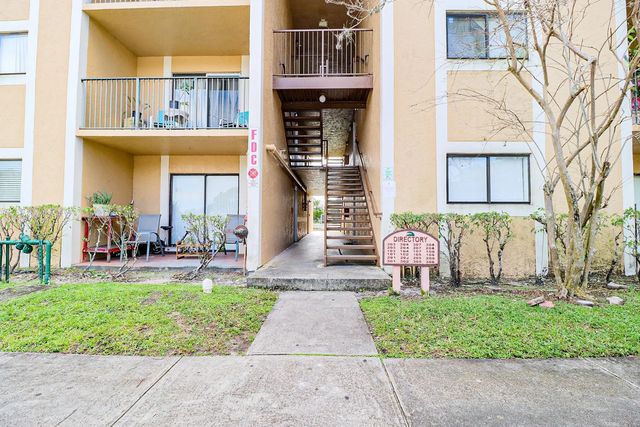 3 of 87 - 450 Palm Circle #106, Pembroke Pines, FL
