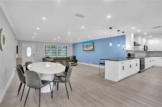 Photo of Listing #F10551500