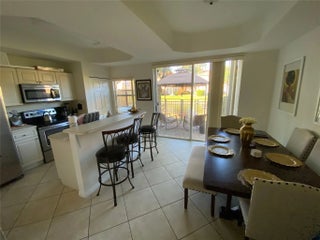 Photo of Listing #F10551501